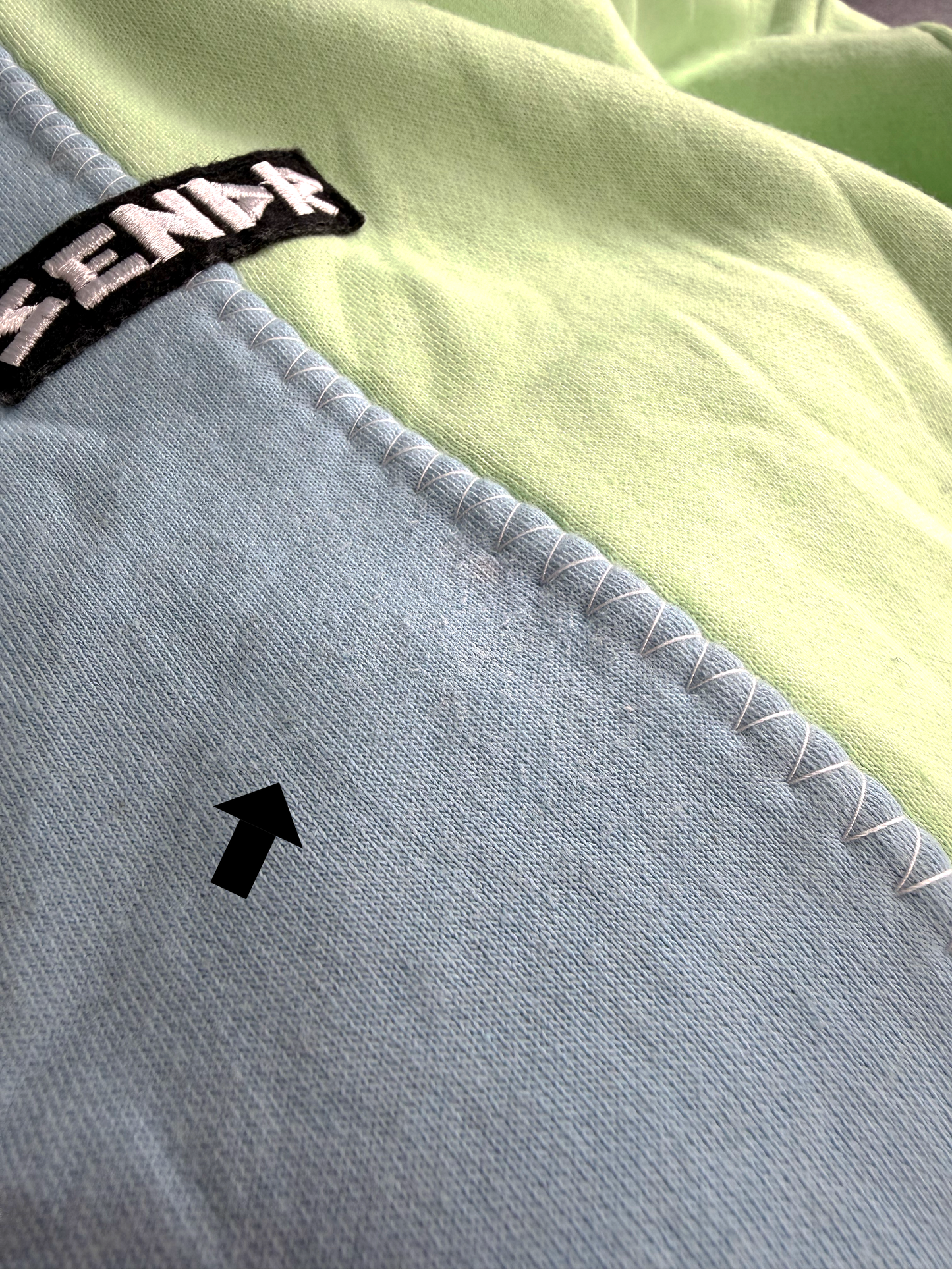 DEFECT #18 baby blue / mint (medium)