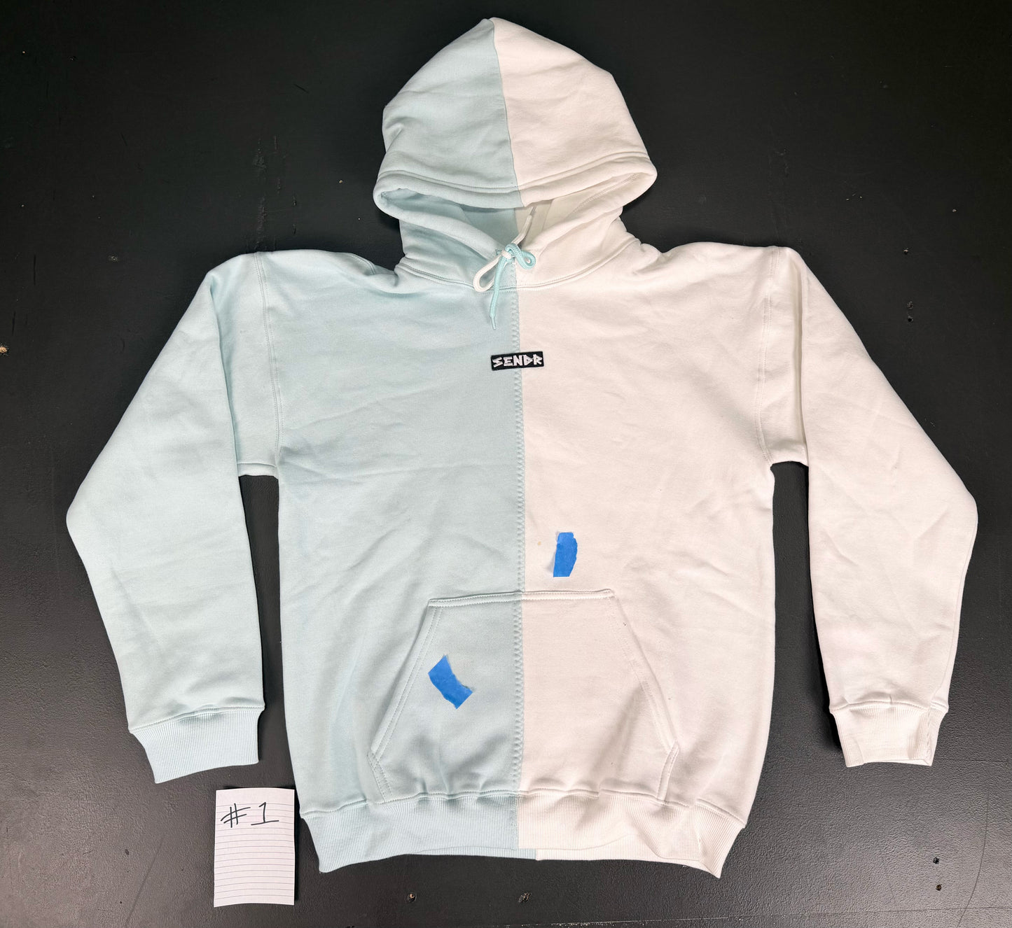 DEFECT #1 light blue / white (medium)